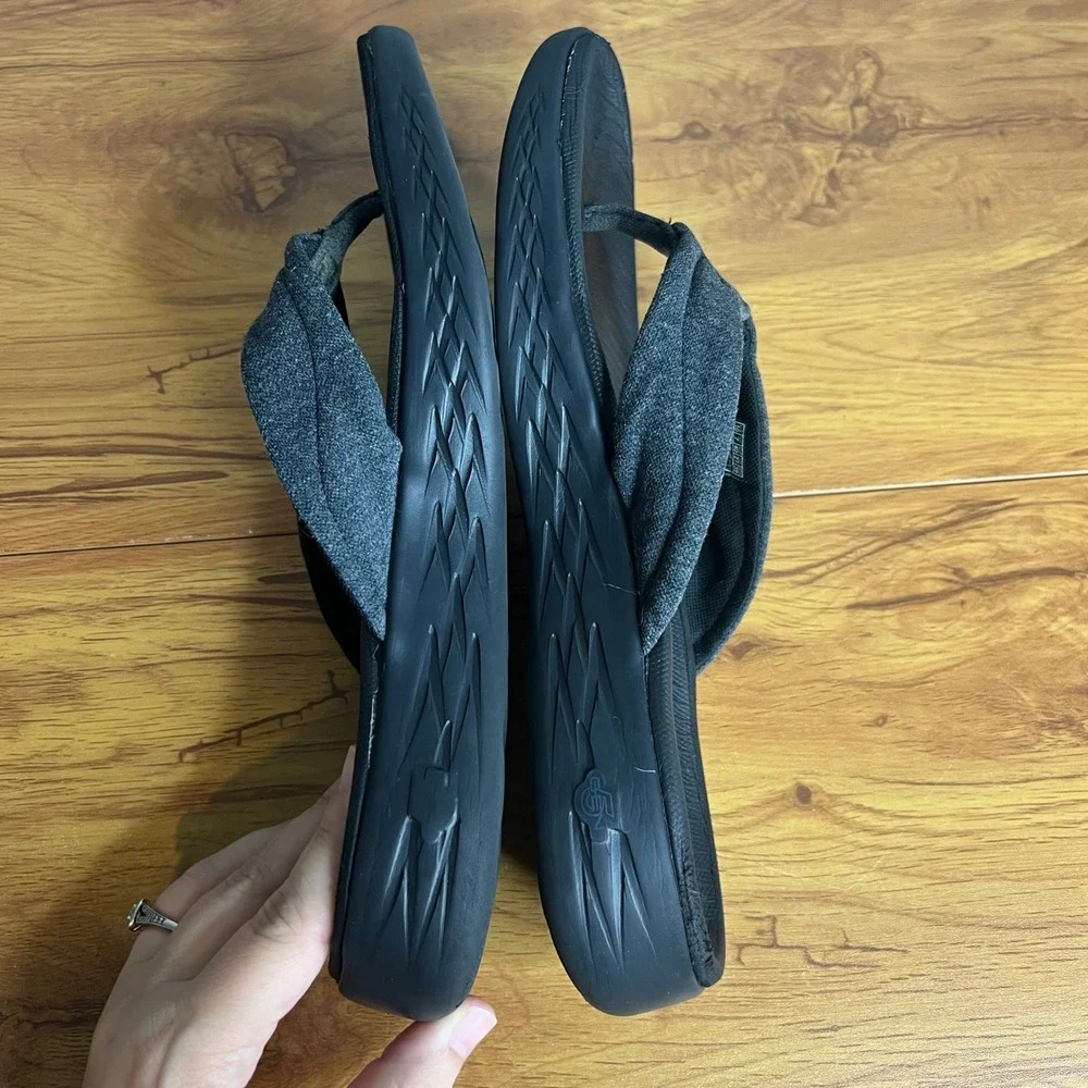 Skechers Goga Mat Thong Flip Flops Womens Size 10 Black Gray Casual Comfort